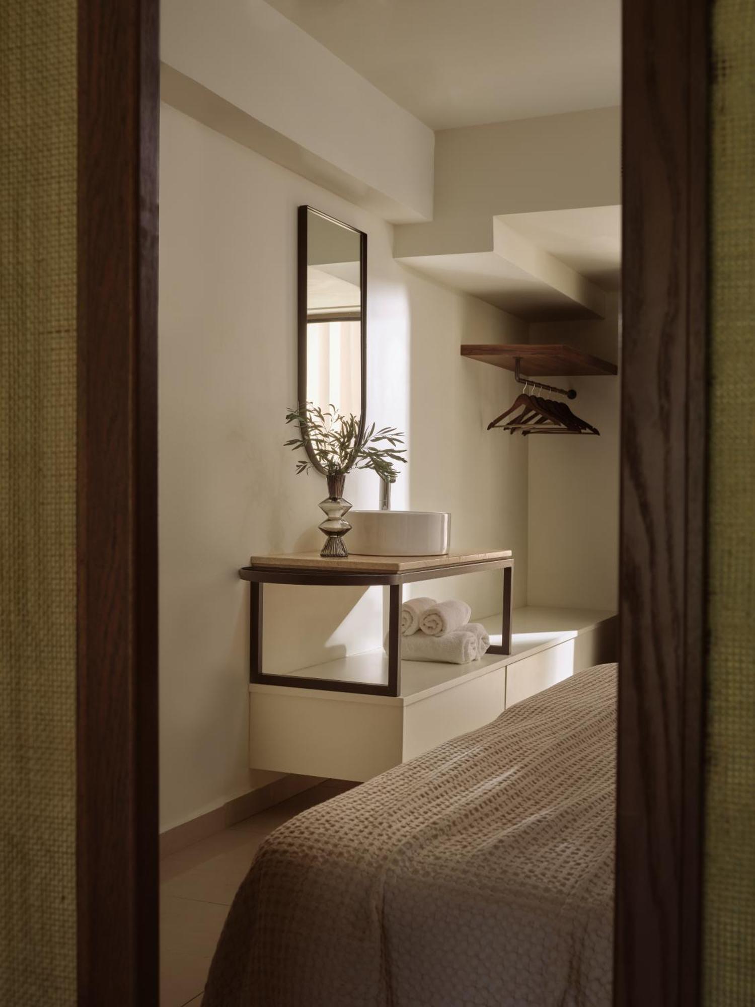 Planos Hotel エクステリア 写真