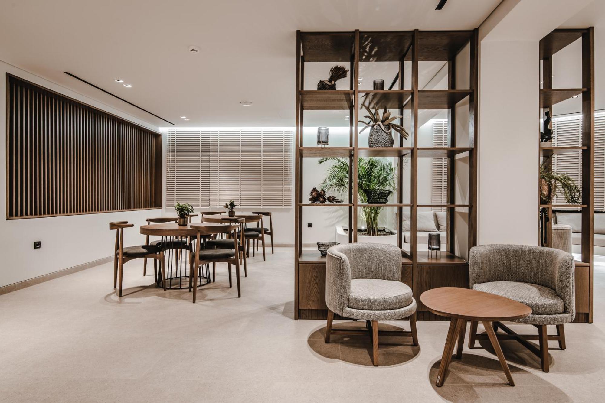 Planos Hotel エクステリア 写真
